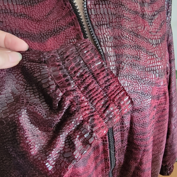 Semi Queen Velour Animal Print Bomber Jacket - Picture 3 of 6